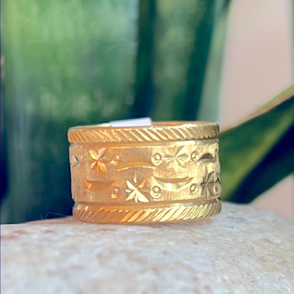 22k  Gold Textured Band Rings - Picture 3 of 4